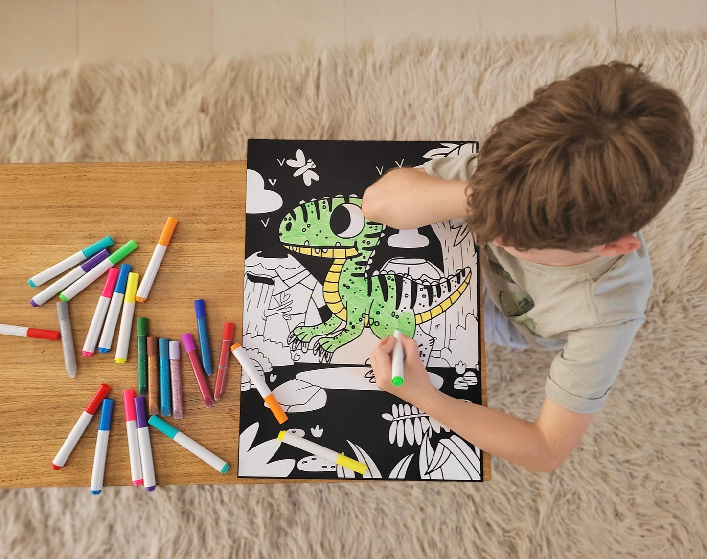 DINOSAUR VELVET COLOURING CRAFT KIT